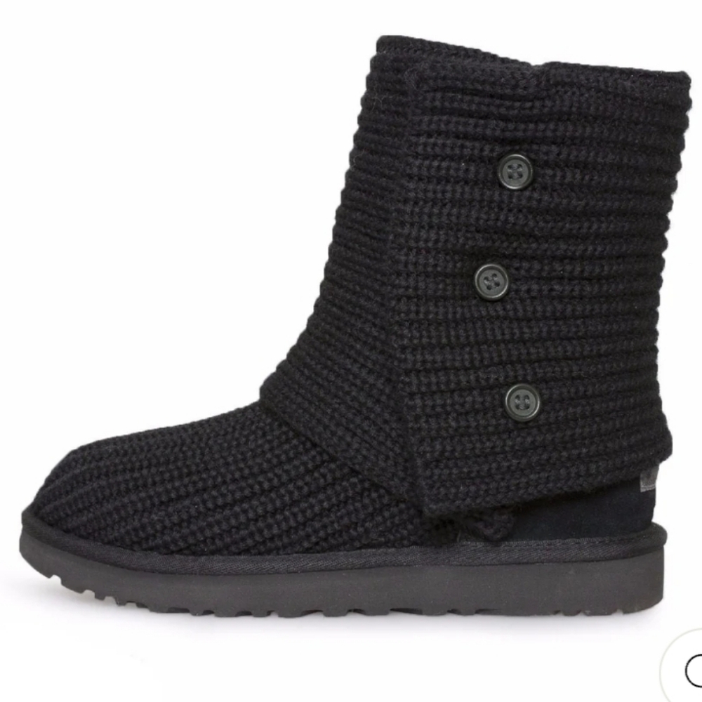 UGG Classic Cardy Knit Boots, Women's Size 6 - Picture 3 of 13